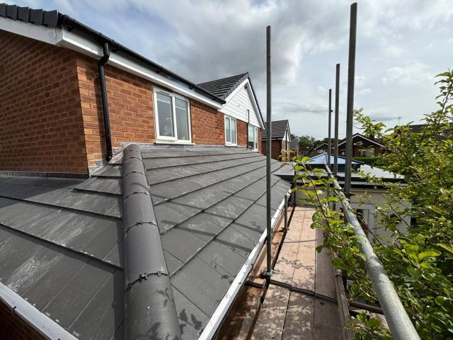 Roof Repairs in Winter: Why Now Is the Time to Act – Custom Build Widnes
